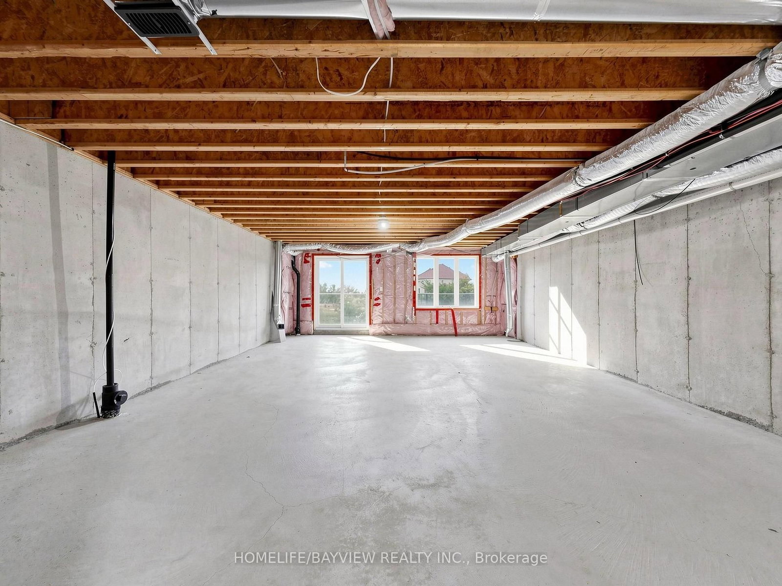 240 Elyse Court • Aurora, ON photo 36