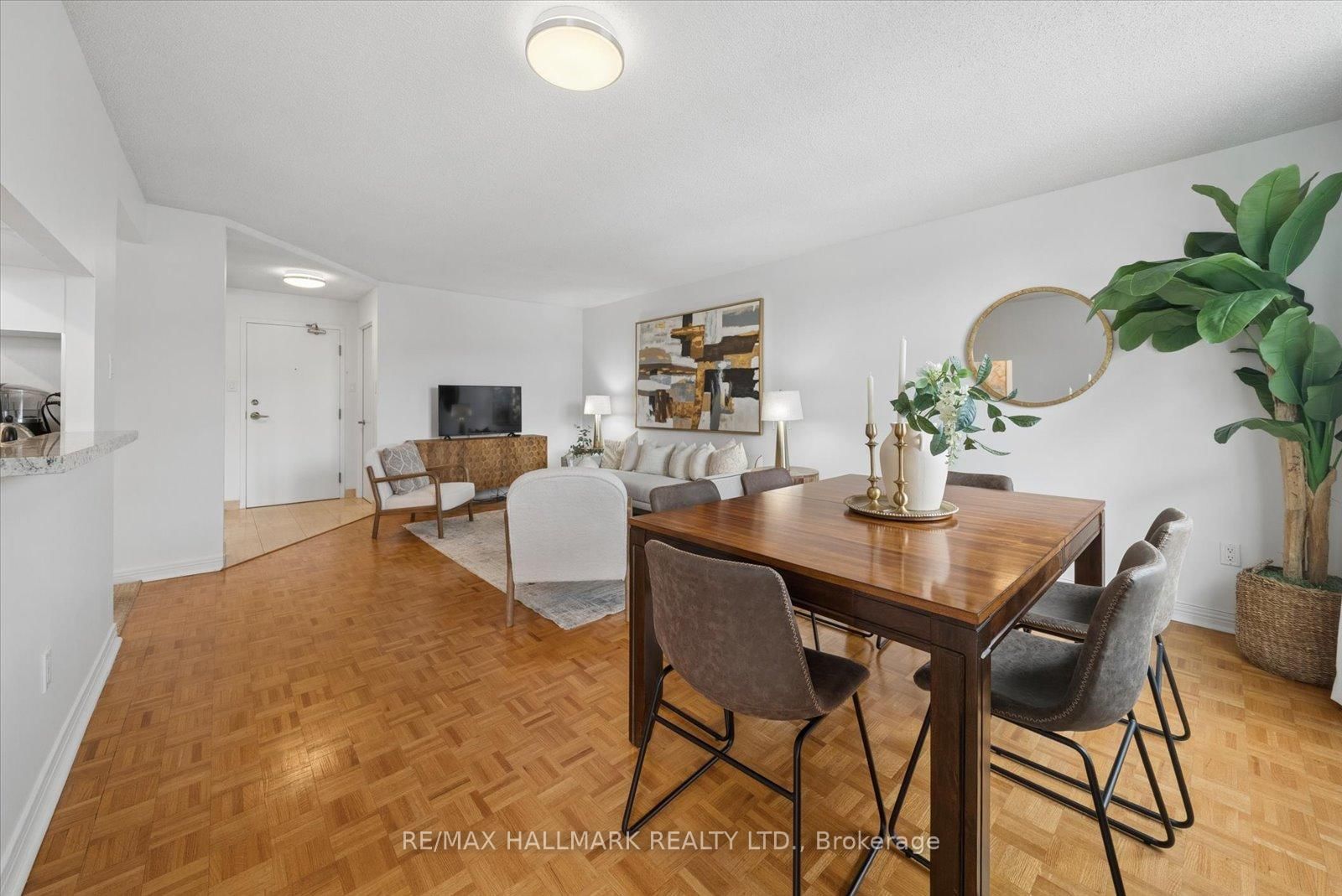30 Wilson Street • #302 • Markham, ON photo 17