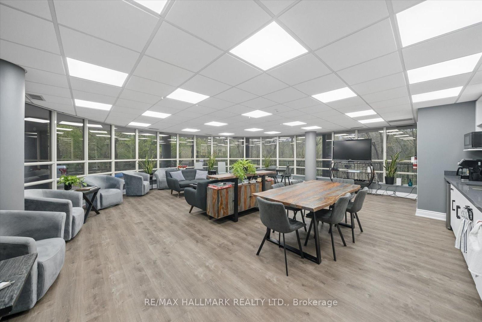 30 Wilson Street • #302 • Markham, ON photo 35