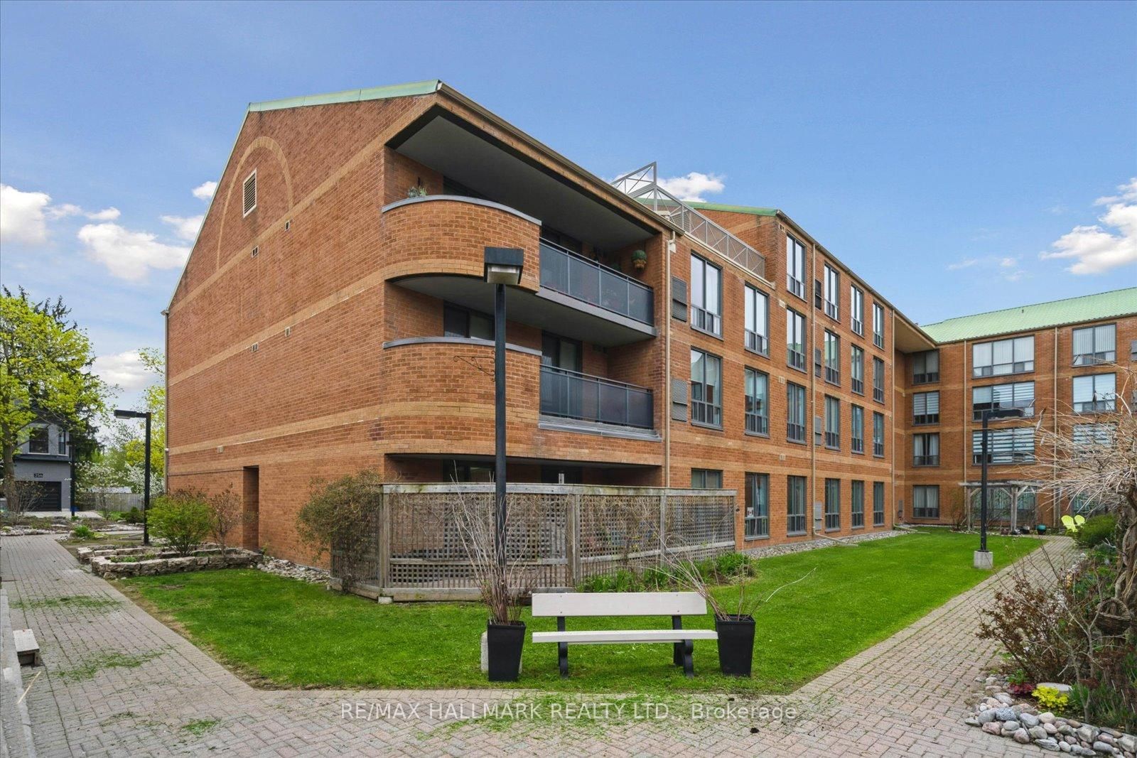 30 Wilson Street • #302 • Markham, ON photo 45