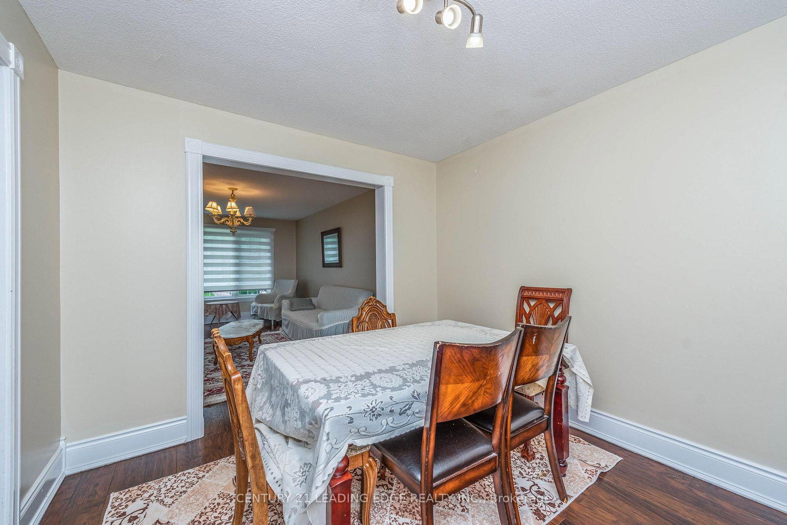 78 Crown Crescent • Bradford West Gwillimbury, ON photo 8