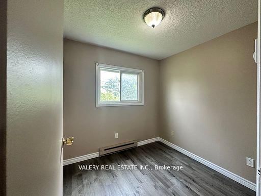 12 - 7 Lowndes Avenue