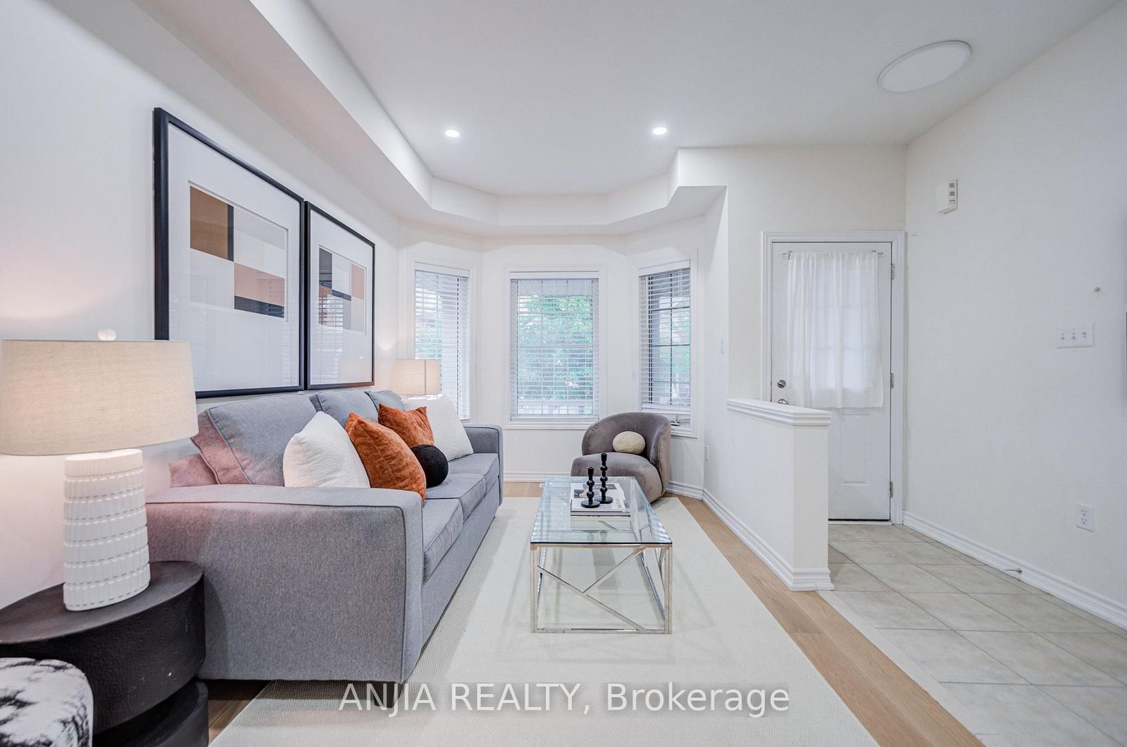 719 Hammersly Boulevard • Markham, ON photo 4