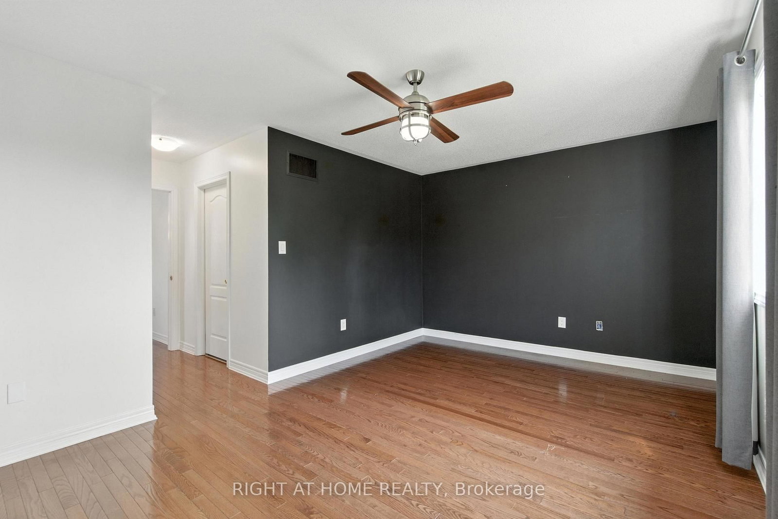 215 Canada Drive • Vaughan, ON photo 17