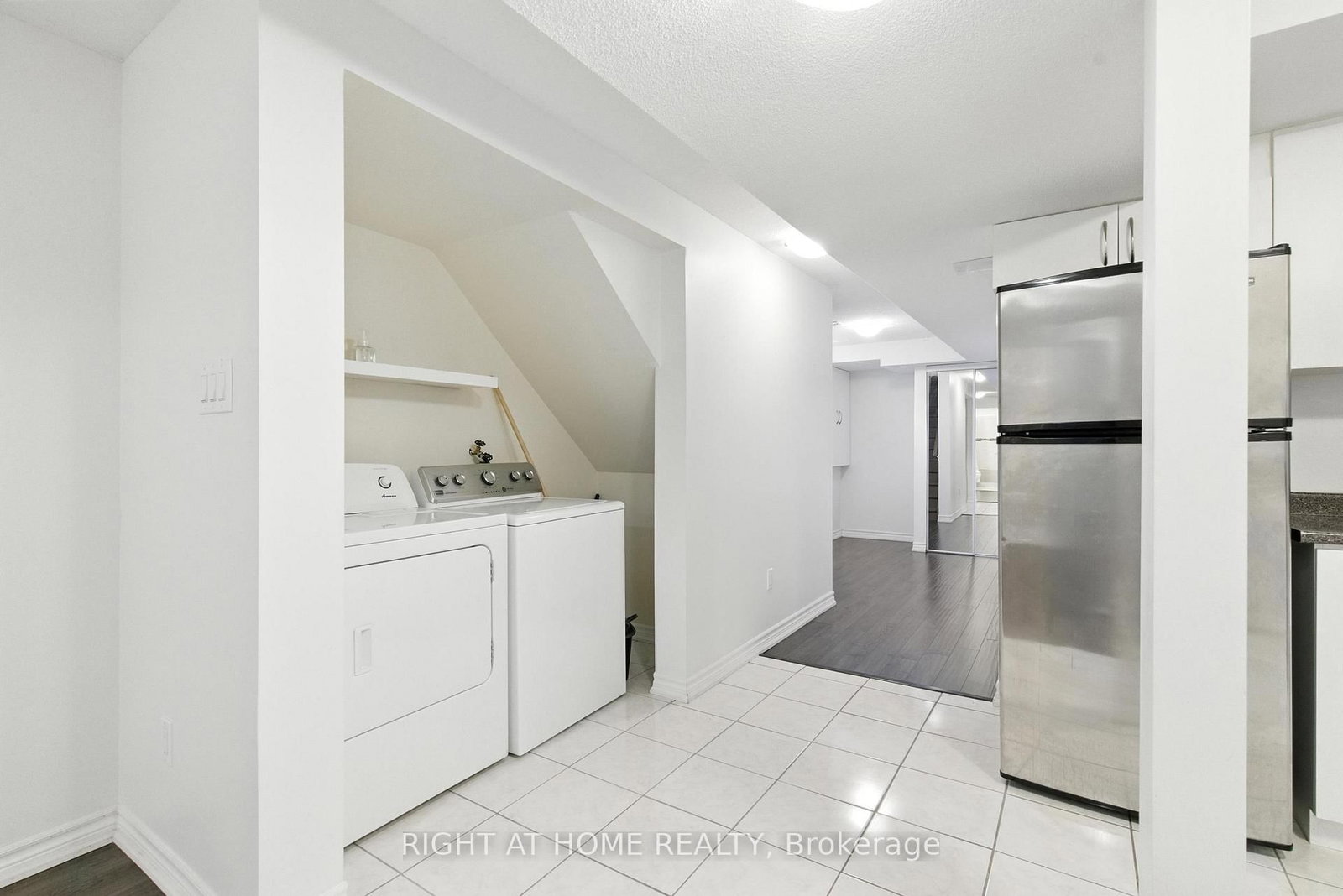 215 Canada Drive • Vaughan, ON photo 27