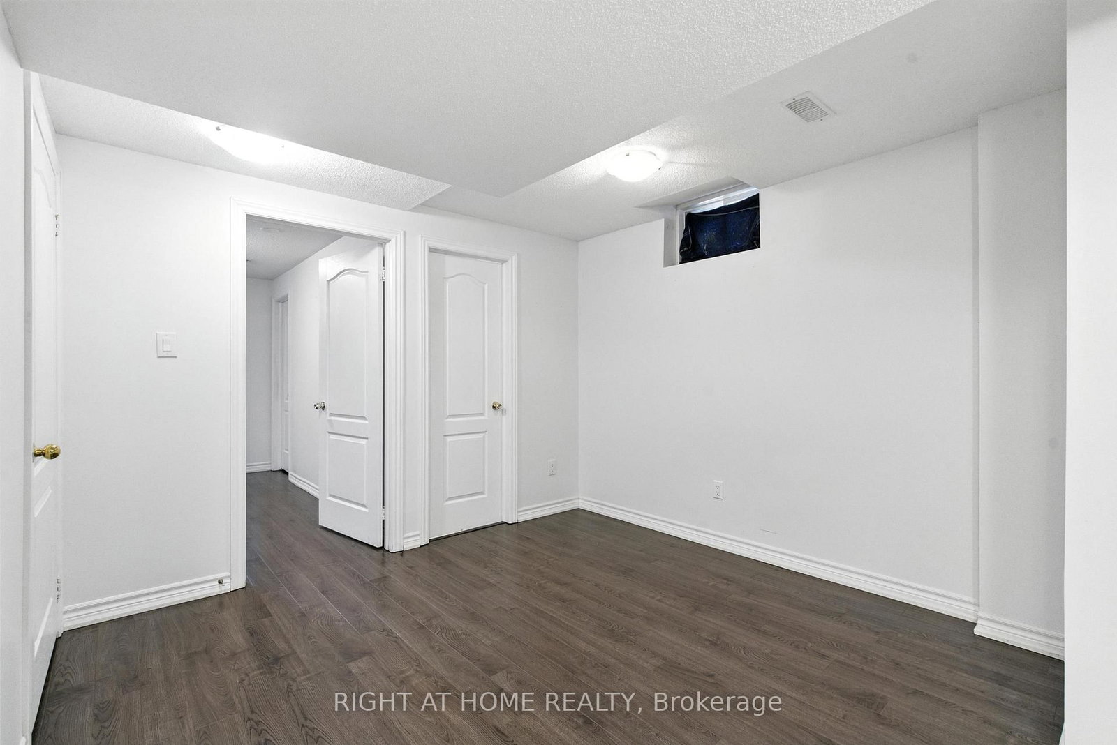 215 Canada Drive • Vaughan, ON photo 28