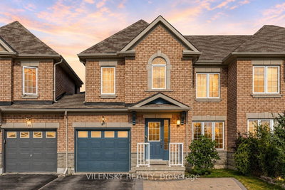 46 Westcliffe Crescent • Richmond Hill, ON photo 2
