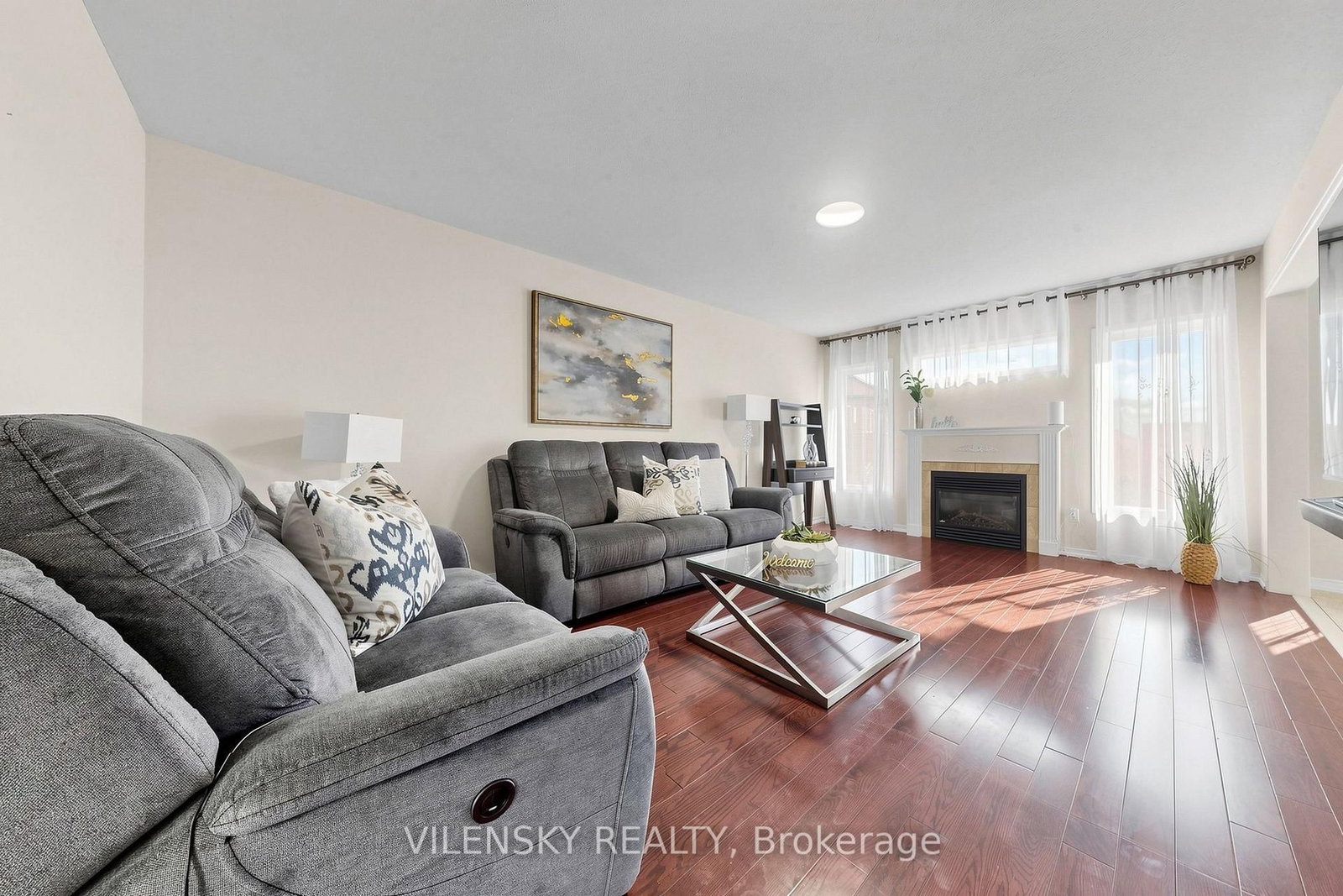 46 Westcliffe Crescent • Richmond Hill, ON photo 3