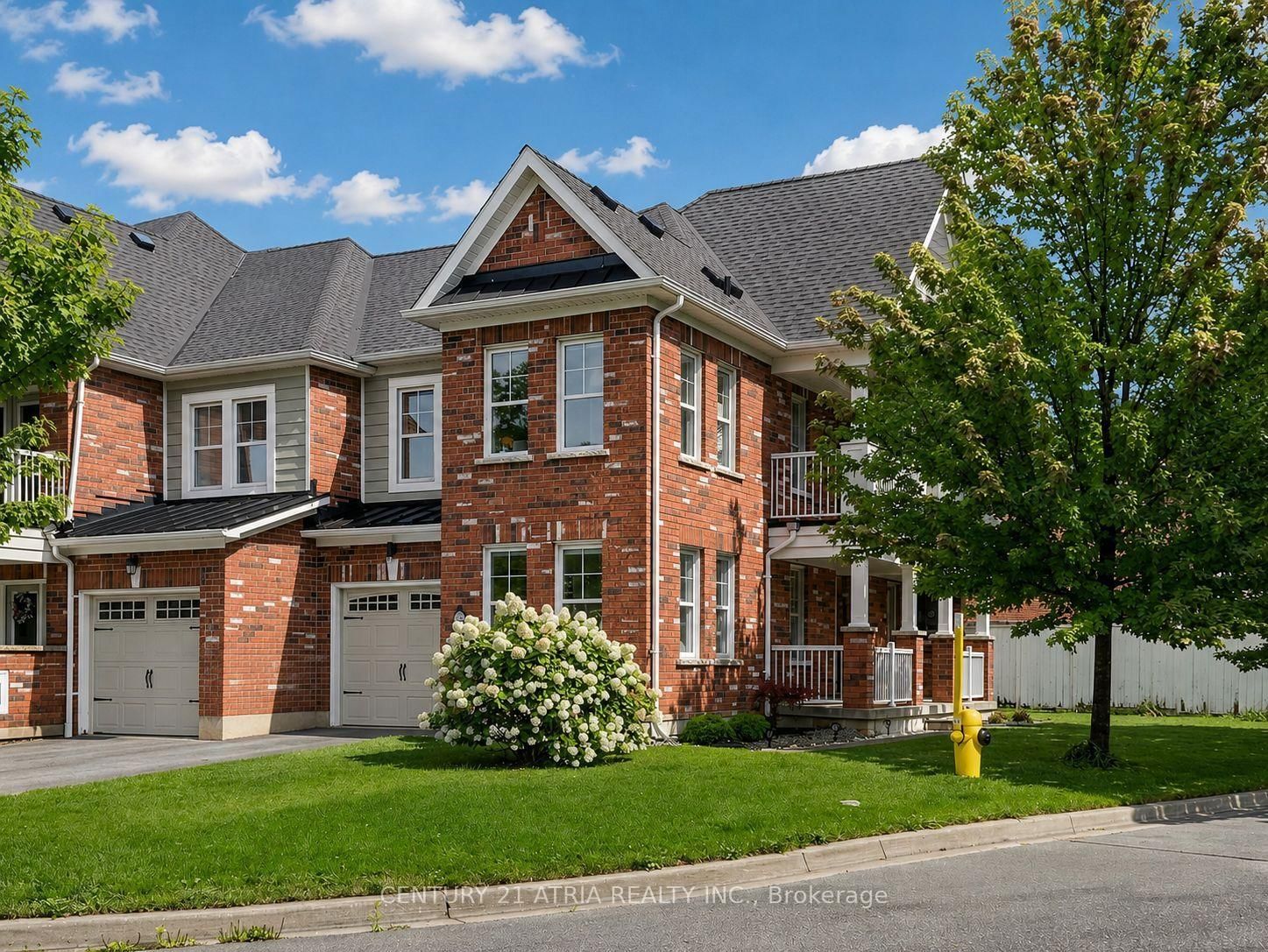 36 Haroldcrest Lane • Whitchurch-Stouffville, ON photo 3