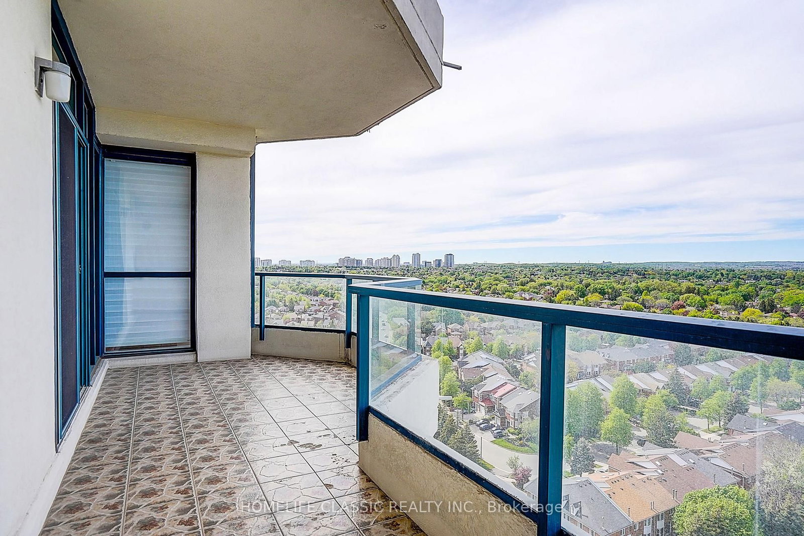 1 Clark Avenue • #PH 7 • Vaughan, ON photo 47