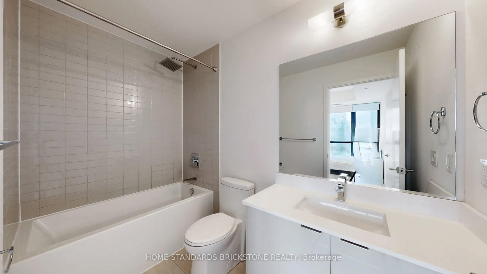 2908 Highway 7 • #2306 • Vaughan, ON photo 2