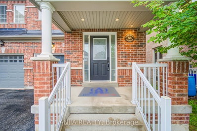 88 Cabin Trail Crescent • Whitchurch-Stouffville, ON photo 3