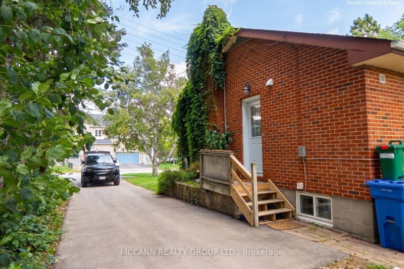 A - 562 Mulock Court