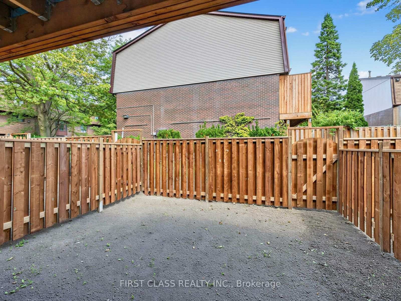 11 Plaisance Road • #7 • Richmond Hill, ON photo 31