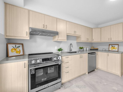 11 Plaisance Road • #7 • Richmond Hill, ON photo 5