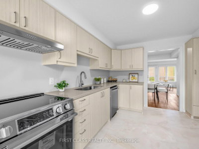 11 Plaisance Road • #7 • Richmond Hill, ON photo 6