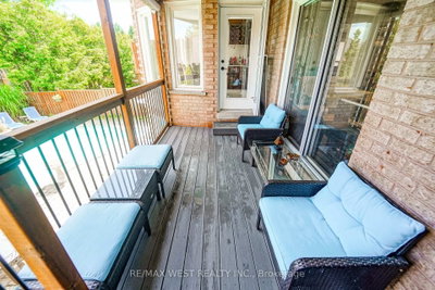 67 Dawlish Avenue • Aurora, ON photo 9