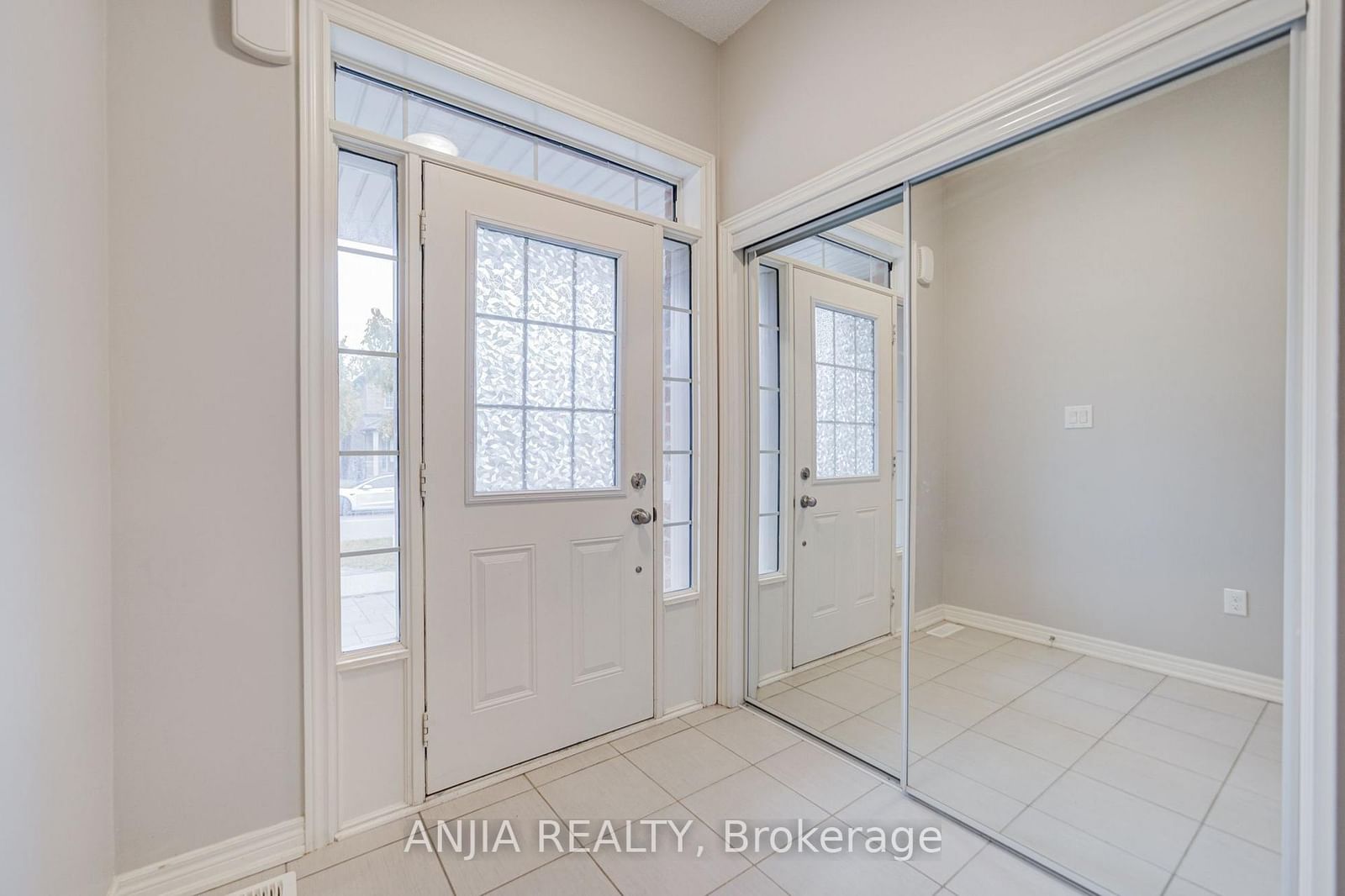 115 Wilfred Murison Avenue • Markham, ON photo 6