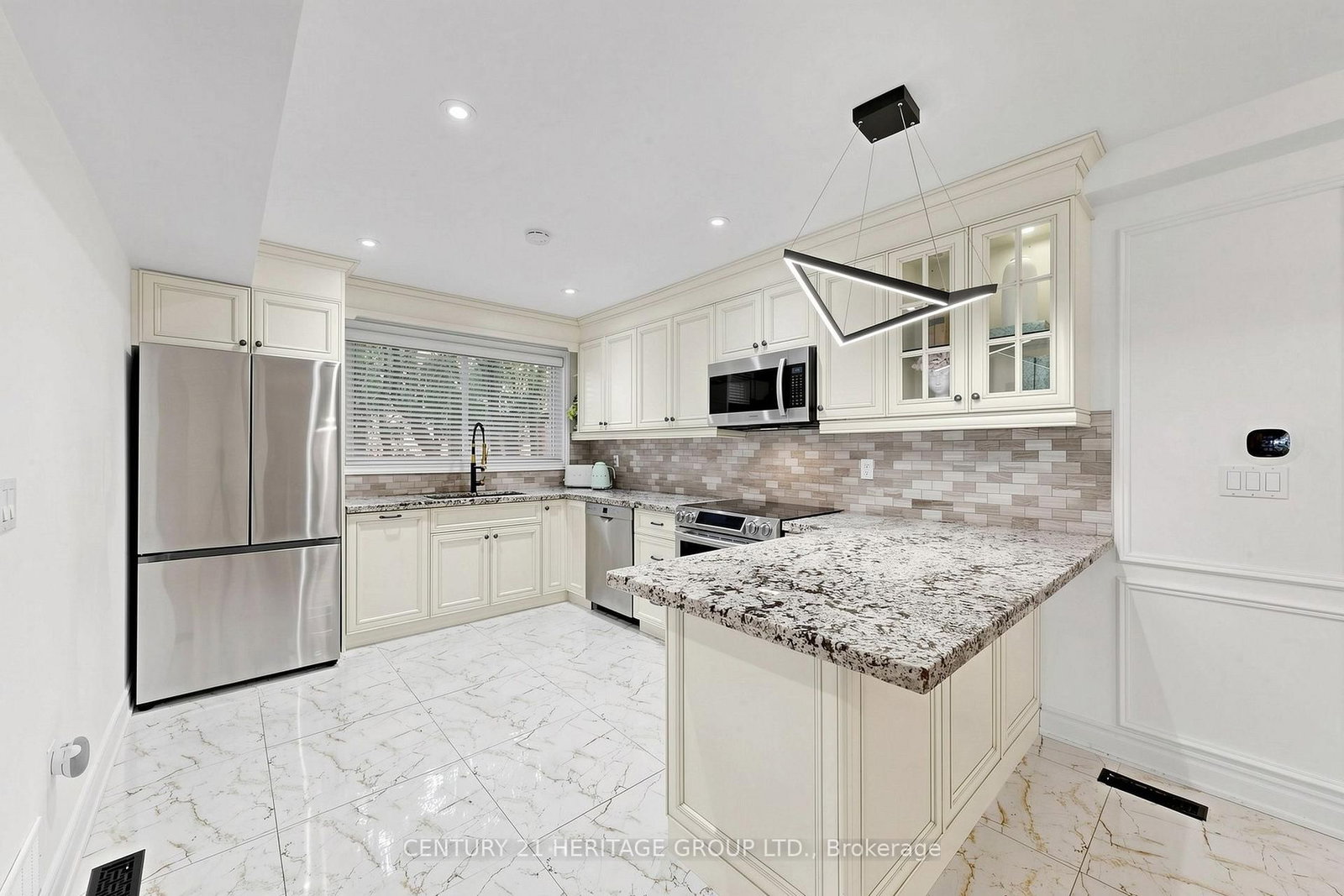 162 Laverock Avenue • Richmond Hill, ON photo 14