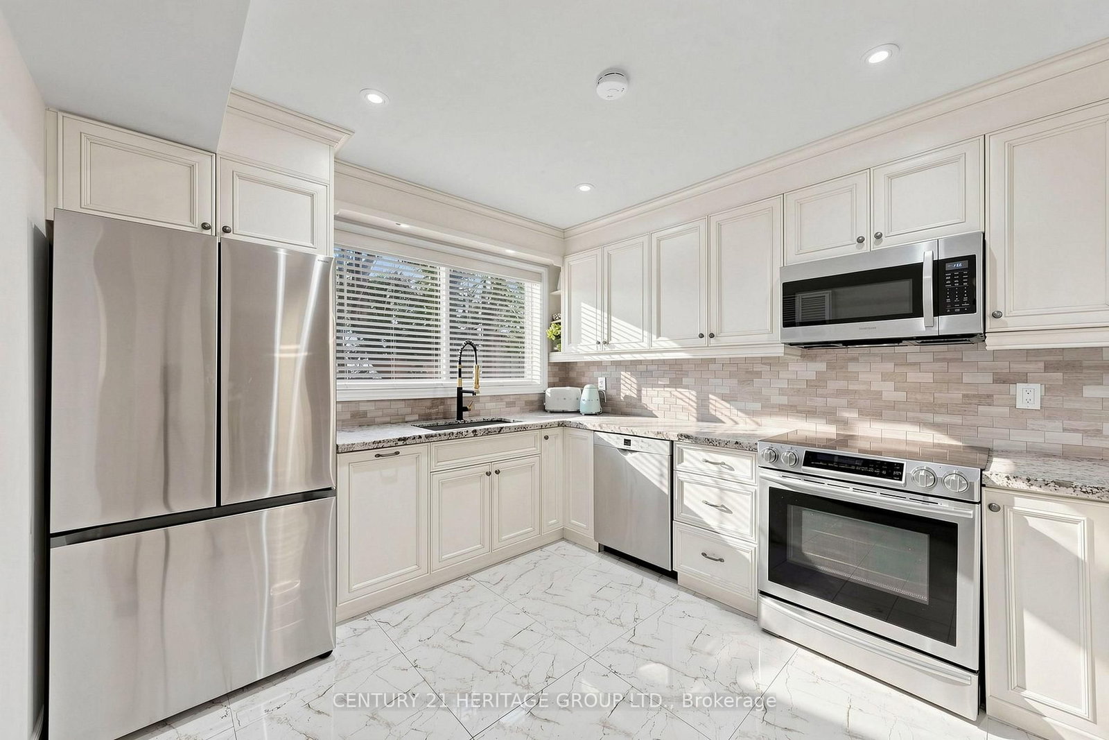 162 Laverock Avenue • Richmond Hill, ON photo 15