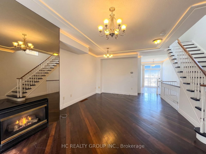 19 - 10 Post Oak Drive