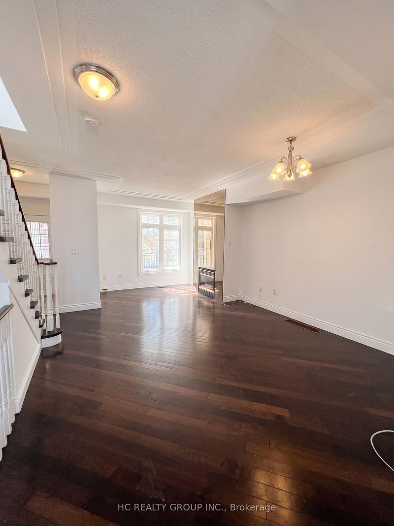 19 - 10 Post Oak Drive