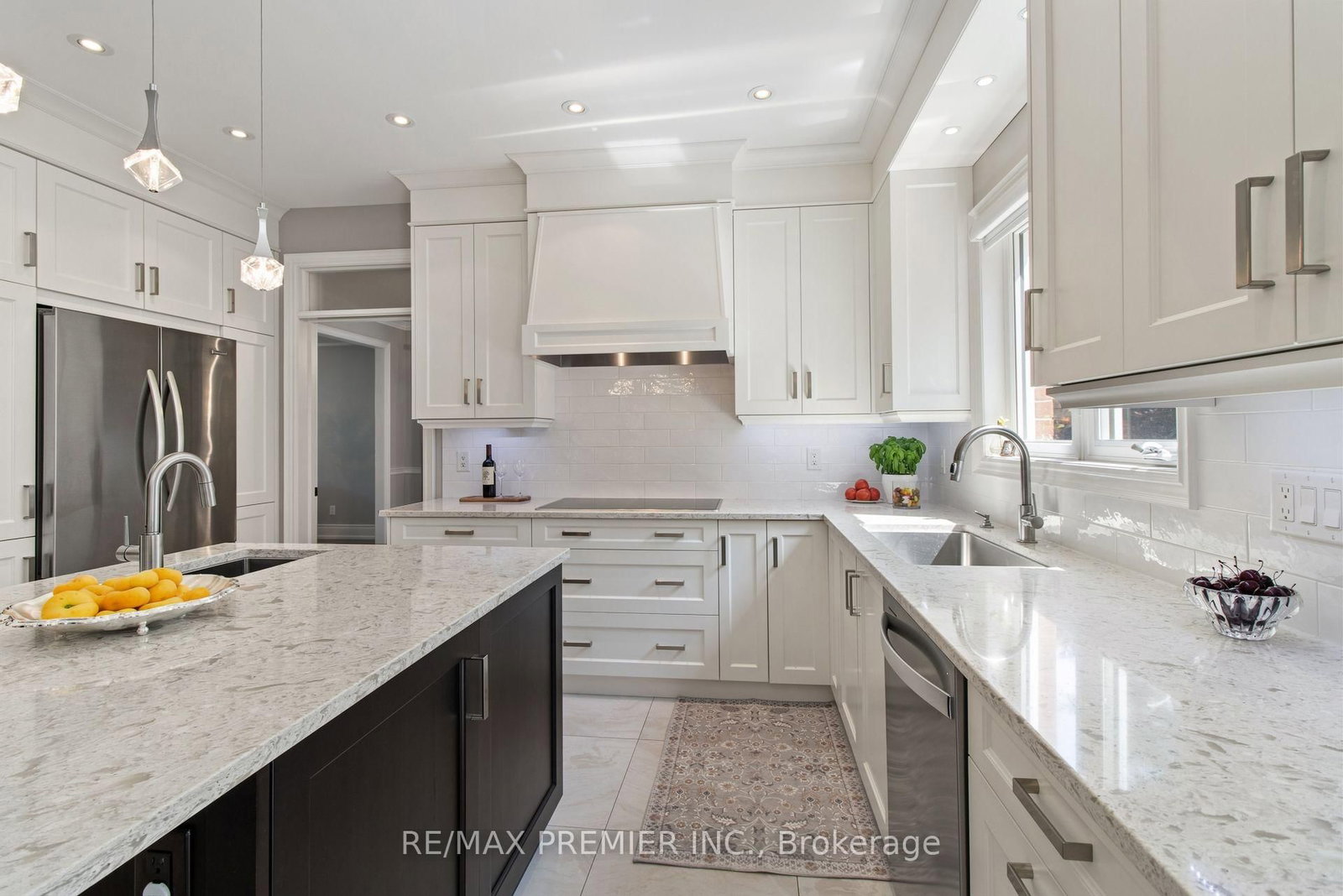 19 Stockdale Crescent • Richmond Hill, ON photo 11
