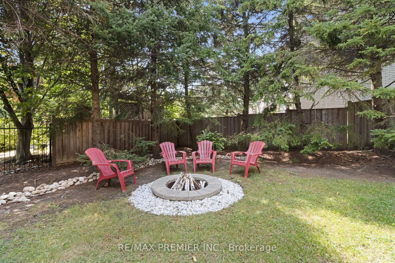19 Stockdale Crescent • Richmond Hill, ON photo 41