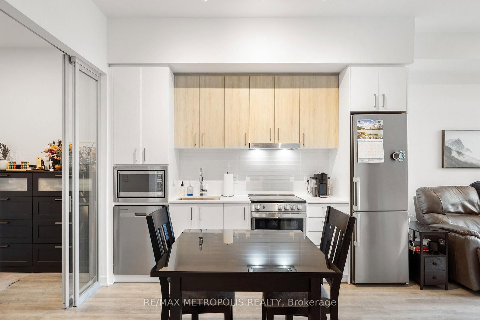30 Upper Mall Way • #2504 • Vaughan, ON photo 19