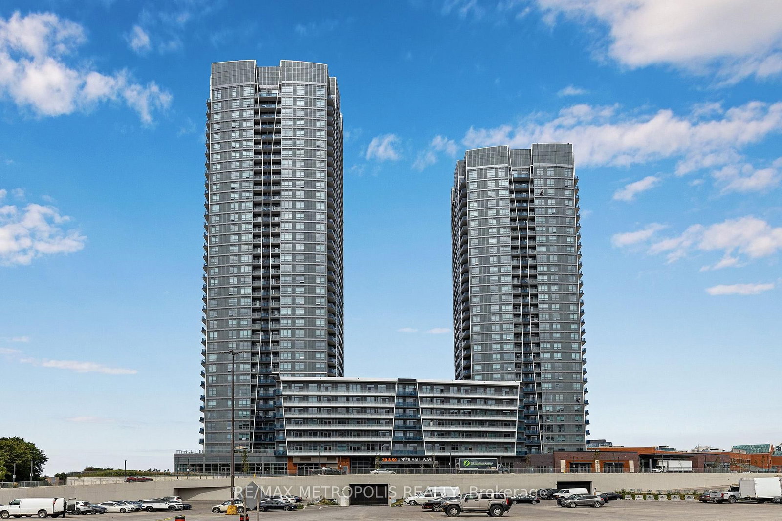30 Upper Mall Way • #2504 • Vaughan, ON photo 2