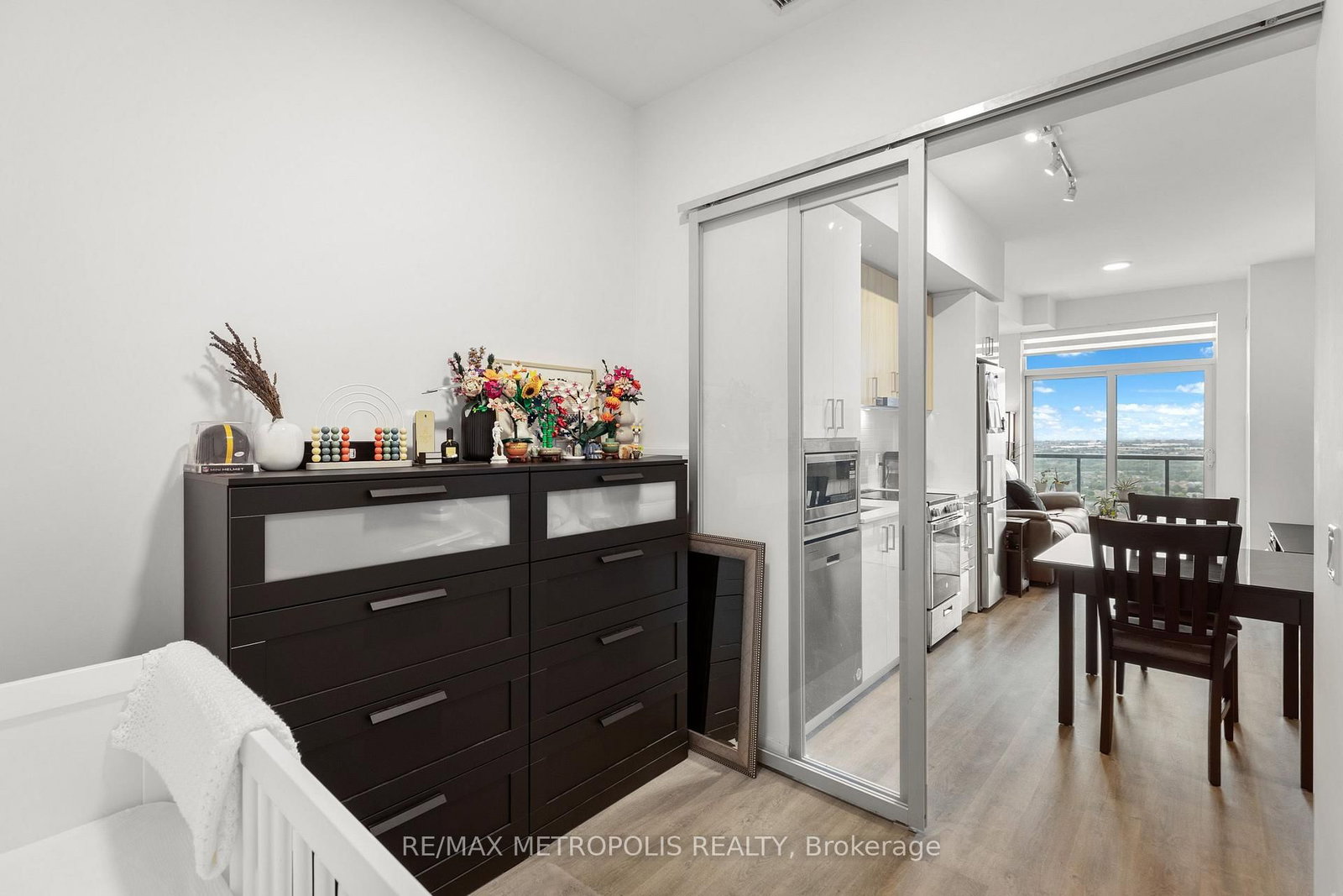 30 Upper Mall Way • #2504 • Vaughan, ON photo 27
