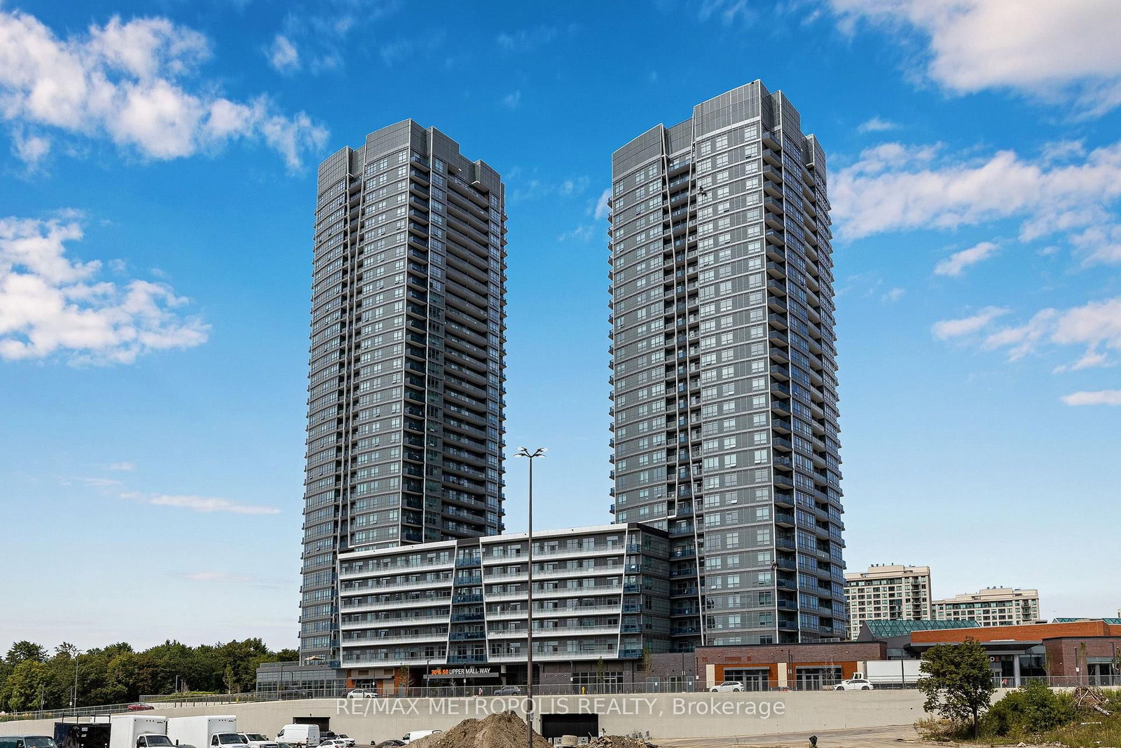 30 Upper Mall Way • #2504 • Vaughan, ON photo 3