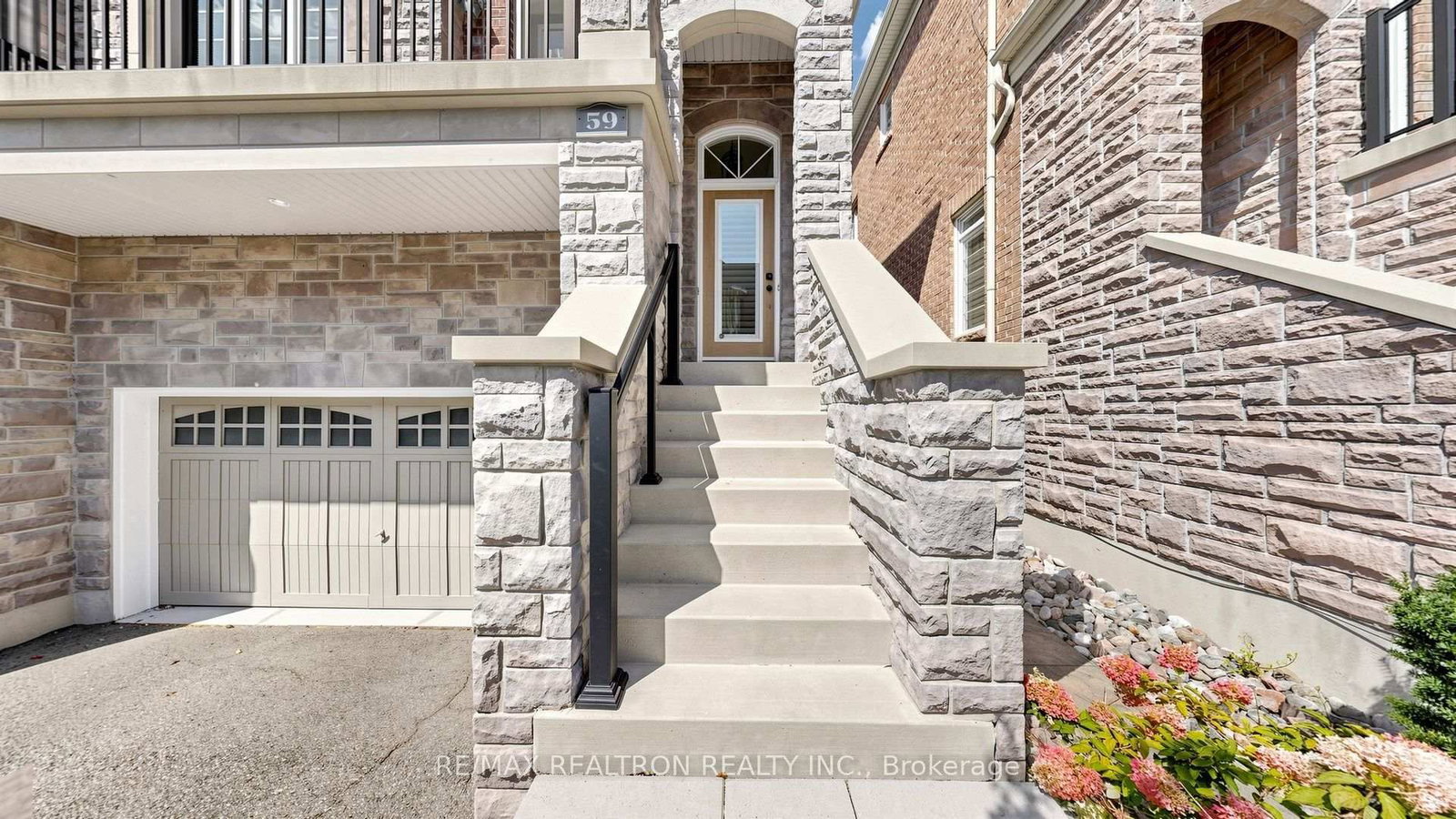 59 Kylemore Way • Markham, ON photo 3