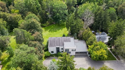 7 Albion Close • Markham, ON photo 2