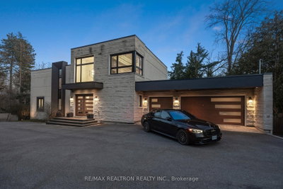 7 Albion Close • Markham, ON photo 9