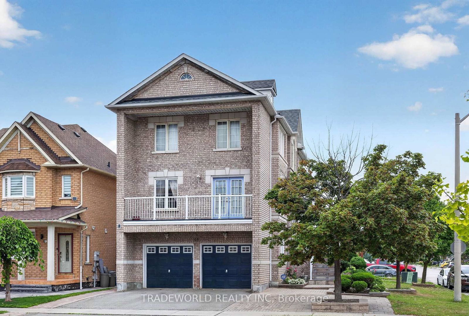 68 Grand Valley Boulevard • Vaughan, ON photo 3