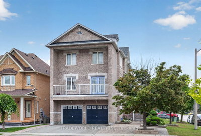 68 Grand Valley Boulevard • Vaughan, ON photo 3