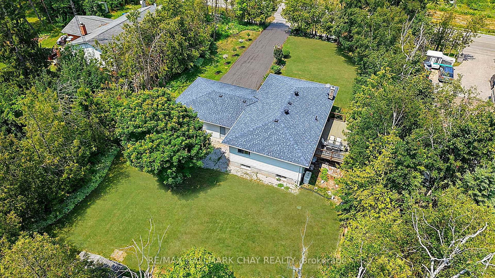 631 Lockhart Road • Innisfil, ON photo 34
