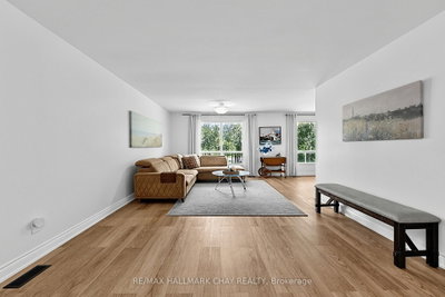 631 Lockhart Road • Innisfil, ON photo 5