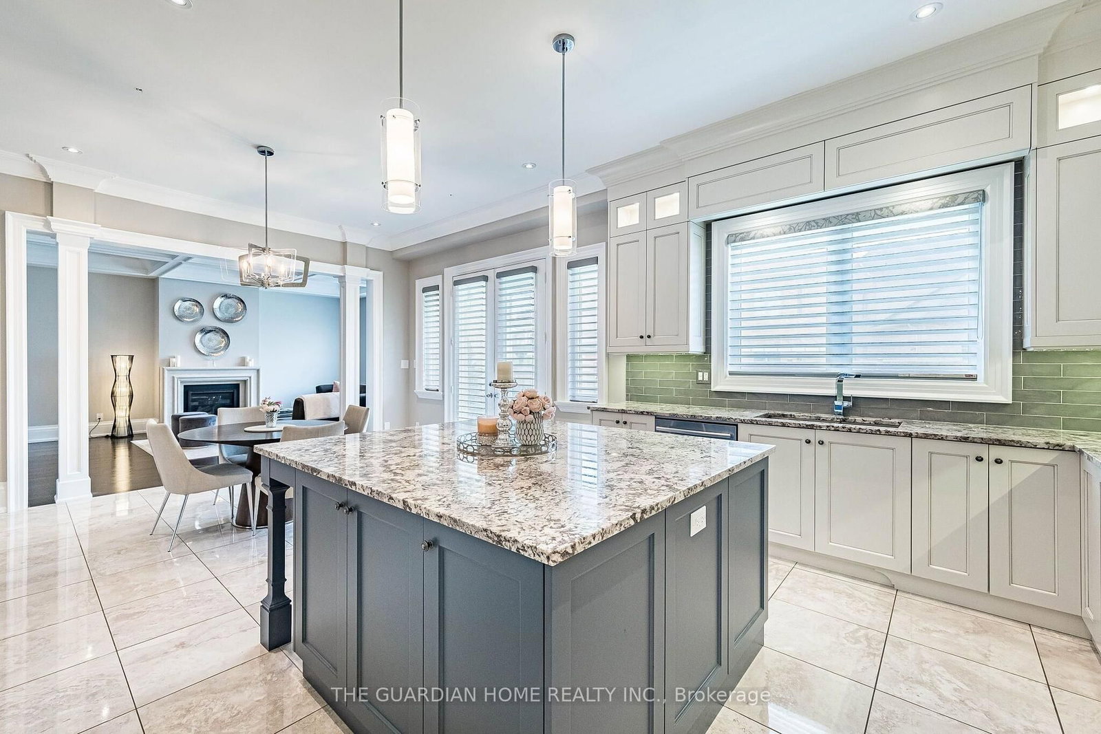 30 Tiburon Trail • Vaughan, ON photo 11