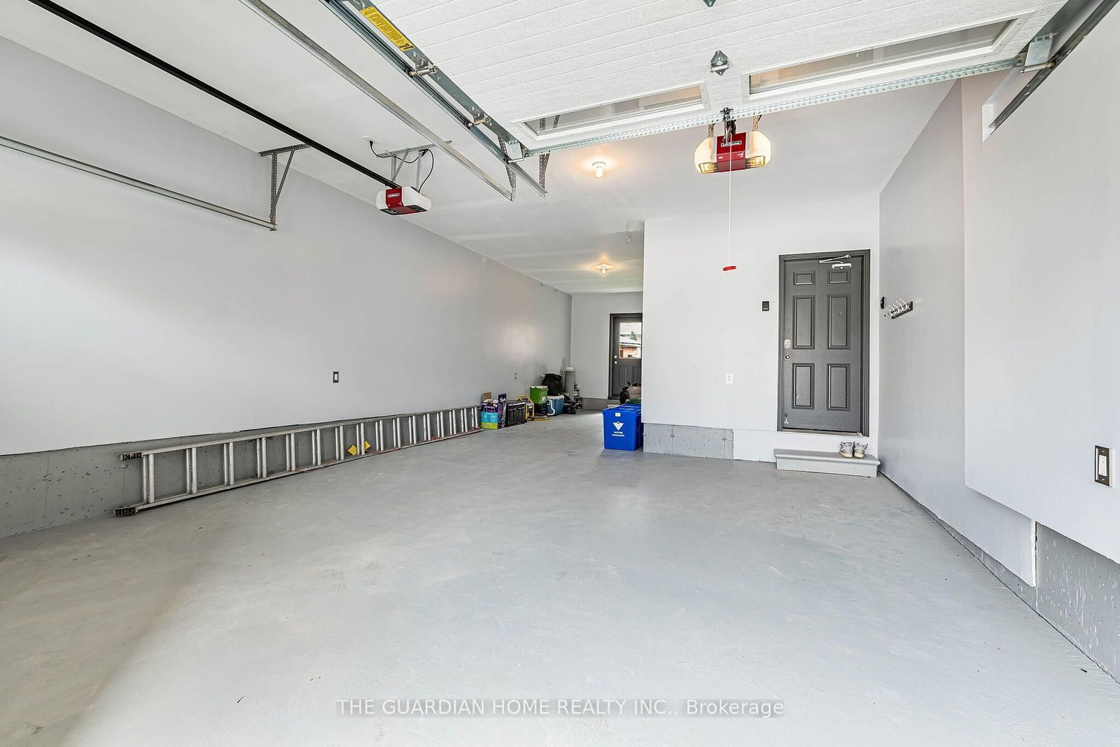 30 Tiburon Trail • Vaughan, ON photo 47
