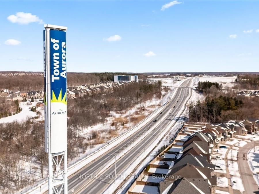 15 Gower Drive • Aurora, ON photo 14