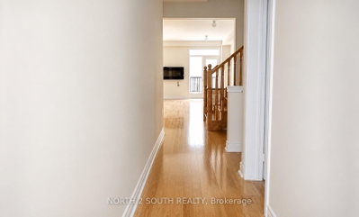 15 Gower Drive • Aurora, ON photo 5