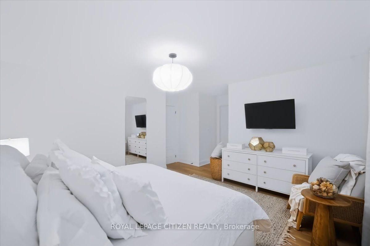 243 Ferragine Crescent • Bradford West Gwillimbury, ON photo 22