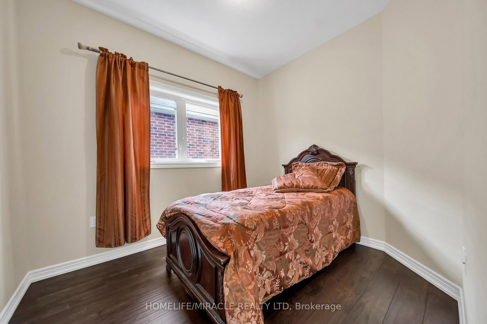 57 Bronze Crescent • Bradford West Gwillimbury, ON photo 22