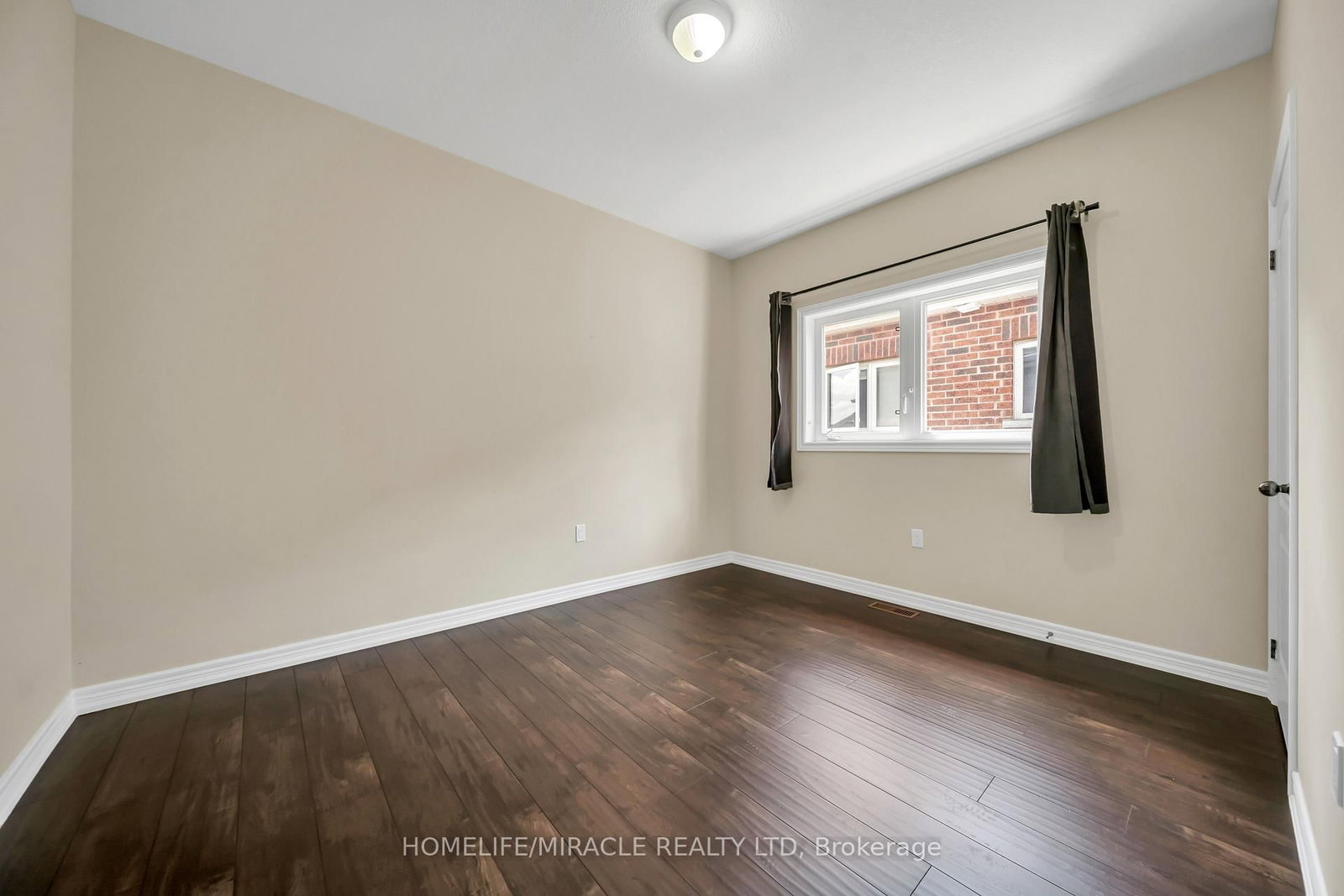 57 Bronze Crescent • Bradford West Gwillimbury, ON photo 23