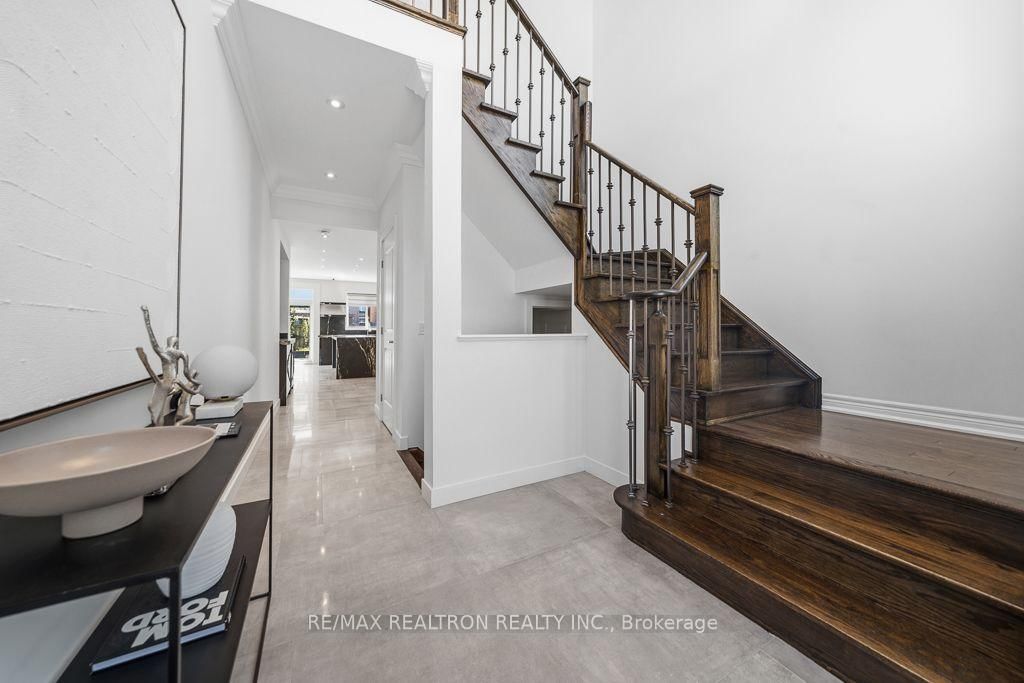 55 Headwind Boulevard • Vaughan, ON photo 11