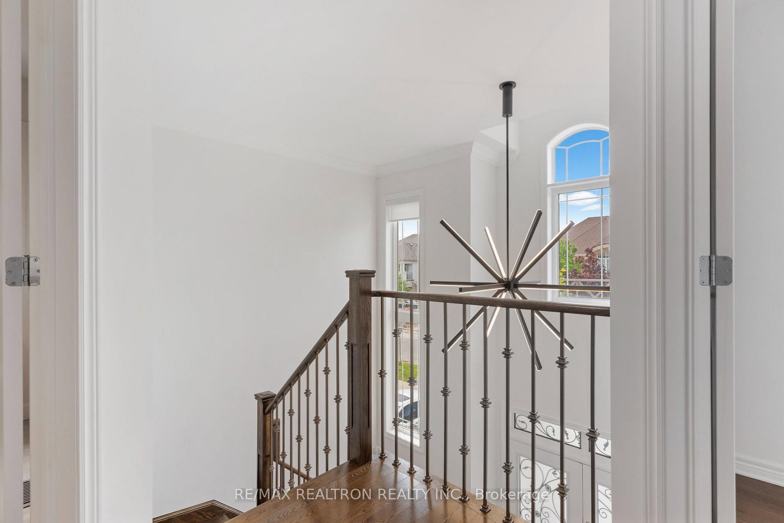 55 Headwind Boulevard • Vaughan, ON photo 12