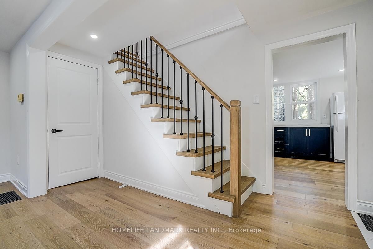 18846 Leslie Street • East Gwillimbury, ON photo 4