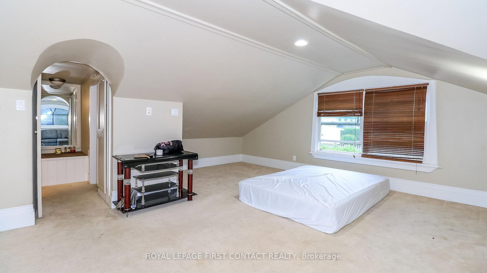 523 Lake Drive E • Georgina, ON photo 38